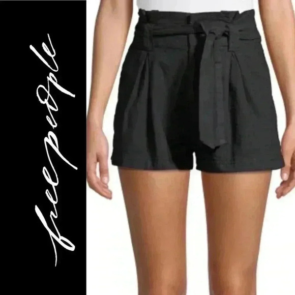 BNWT Free people Women’s everywhere you go shorts in Black size 6 retail $88 - Picture 1 of 4